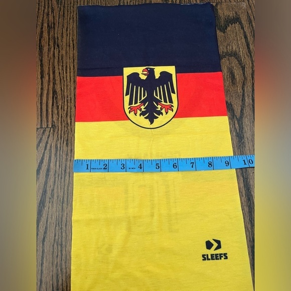 Sleefs Soccer Player Germany Kids Neck Gaiter NWOT - Picture 4 of 4